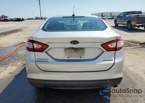 2015 Ford Fusion S Hybrid z USA, uszkodzony, nr VIN 3FA6P0UU5FR283299